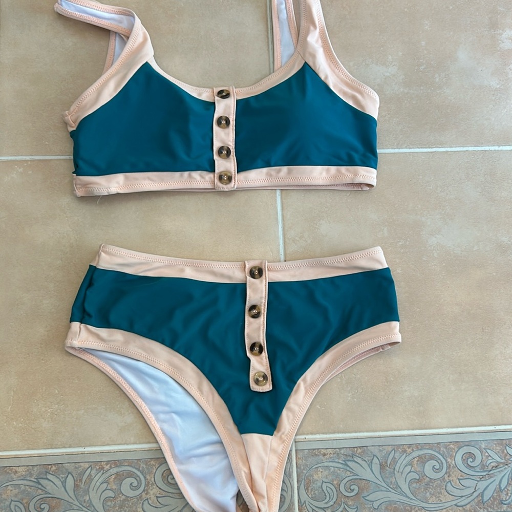 Two Tone Amazon Button Bikini